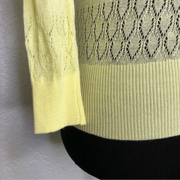 Zara Knitwear pale soft yellow open knit crochet button cardigan size Large NWT - Picture 11 of 13